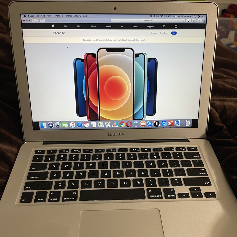 MacBook Air (2017)
